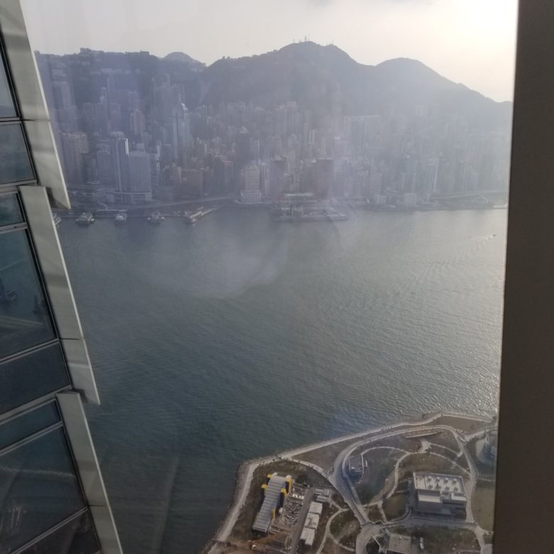 リッツカールトン香港のデラックス・スイートからの眺め