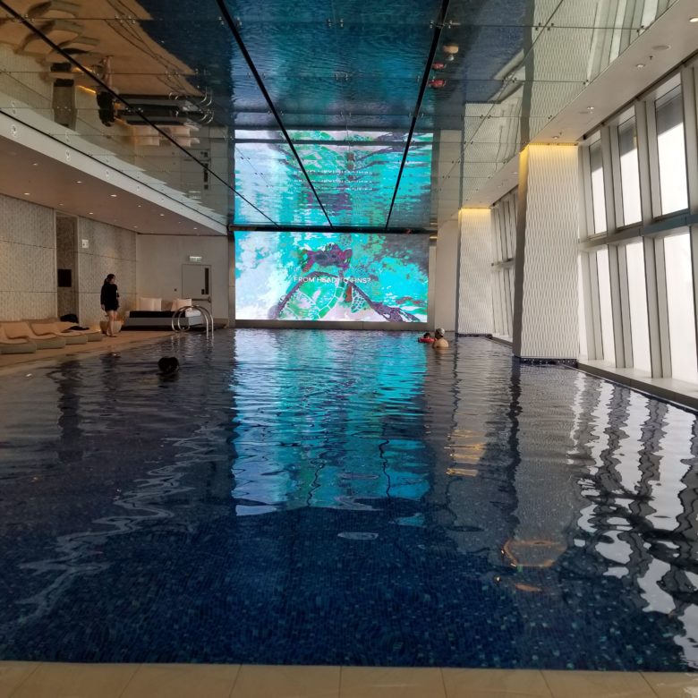 リッツカールトン香港のプール