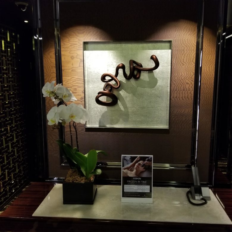 リッツカールトン香港の胡蝶蘭の飾りつけ