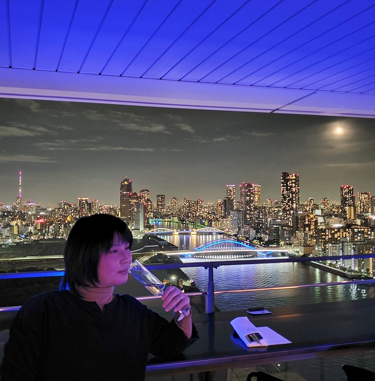 メズム東京のラウンジテラスからの夜景