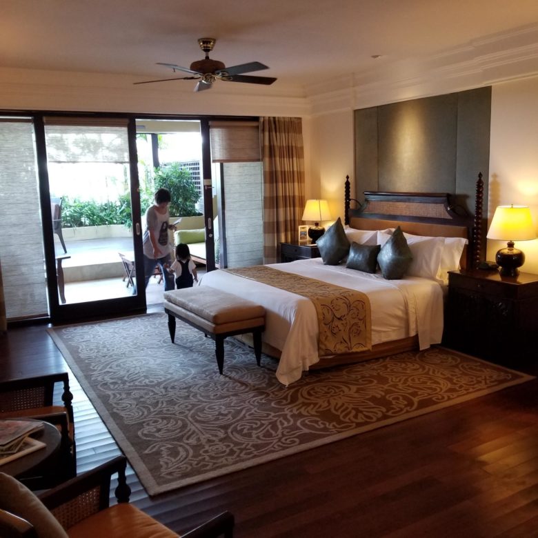 セントレジスバリ バリ島 最高級ホテル SPGアメックス ポイント 無料宿泊 マリオット オーキッドエグゼクティブスイート ベッドルーム