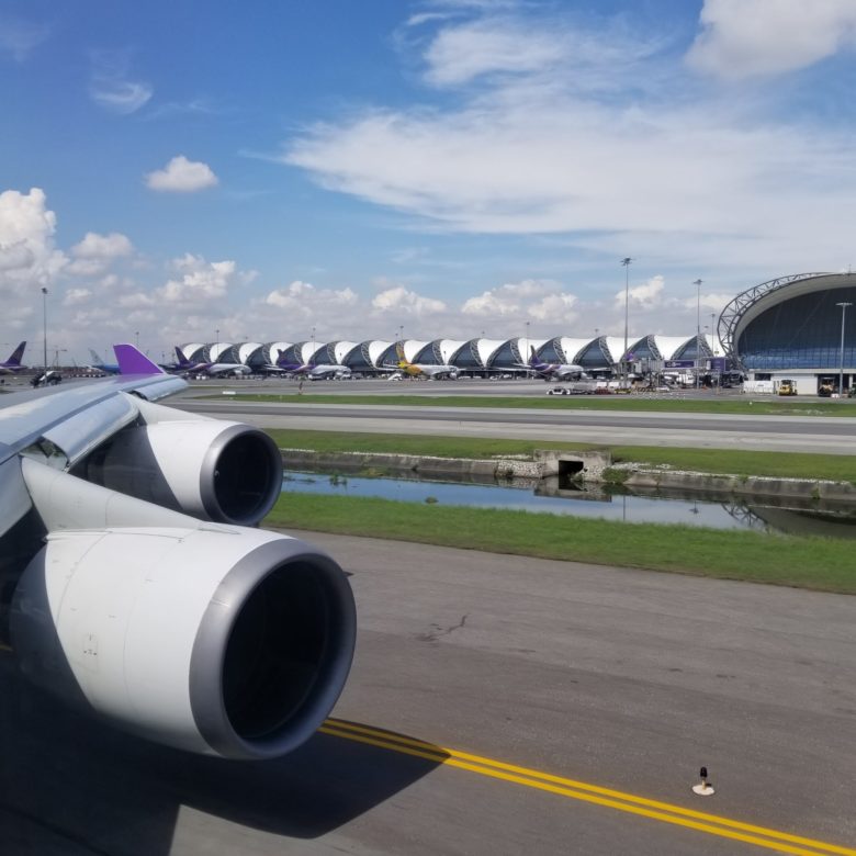 スワンナプーム空港 タイ航空 ロイヤルシルククラス ビジネスクラス ANAマイル